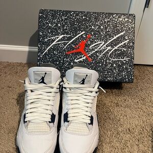 Jordan Men's White and Navy Sneakers